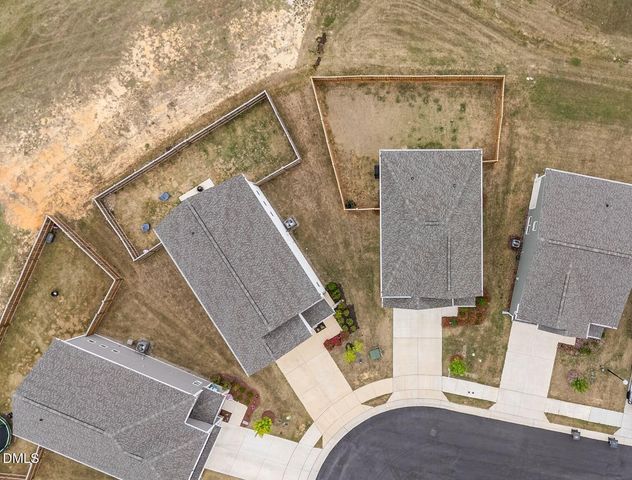 122 Commons Circle, Clayton, NC 27520