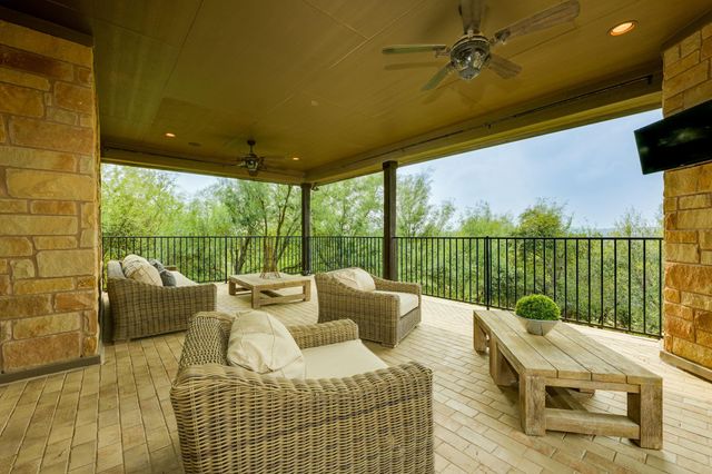 2104 University Club DR, Austin, TX 78732