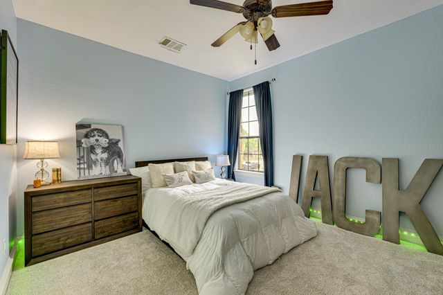 2104 University Club DR, Austin, TX 78732