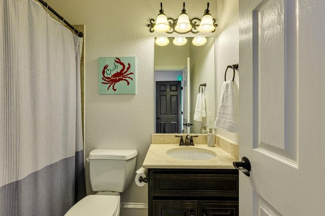 2104 University Club DR, Austin, TX 78732