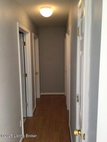 5606 Leemont Ct, Louisville, KY 40272