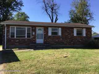 5606 Leemont Ct, Louisville, KY 40272