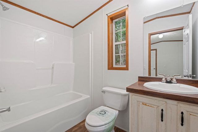 15 Trailer Park Road, Haverhill, NH 03785