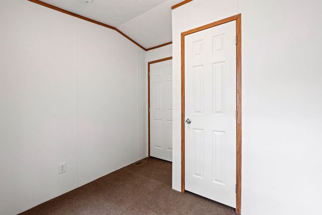 15 Trailer Park Road, Haverhill, NH 03785