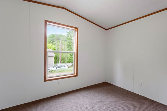 15 Trailer Park Road, Haverhill, NH 03785