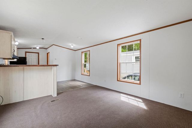 15 Trailer Park Road, Haverhill, NH 03785