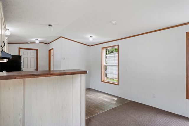 15 Trailer Park Road, Haverhill, NH 03785