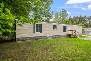 15 Trailer Park Road, Haverhill, NH 03785