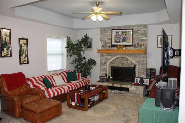 3 Bunker Hill Lane, Russellville, AR 72802