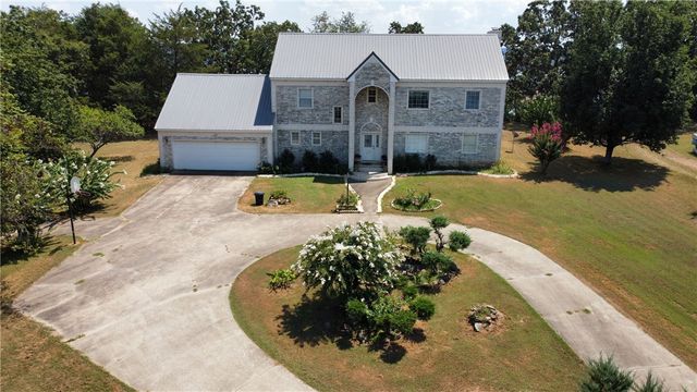 3 Bunker Hill Lane, Russellville, AR 72802