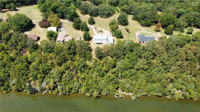 3 Bunker Hill Lane, Russellville, AR 72802