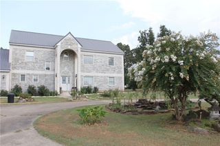 3 Bunker Hill Lane, Russellville, AR 72802