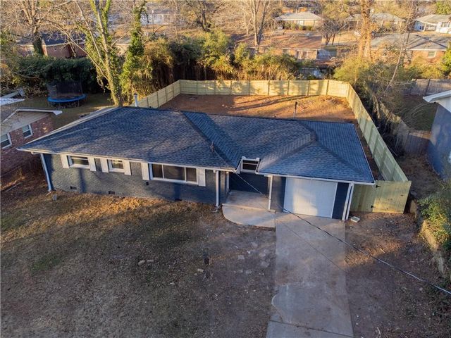 3220 Convair Lane, Decatur, GA 30032