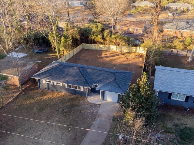 3220 Convair Lane, Decatur, GA 30032