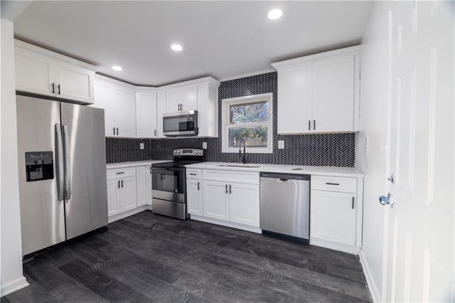 3220 Convair Lane, Decatur, GA 30032