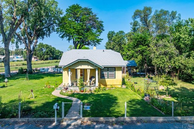 483 Westwood Ln, Pueblo, CO 81005