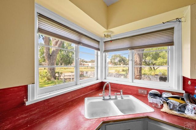 483 Westwood Ln, Pueblo, CO 81005