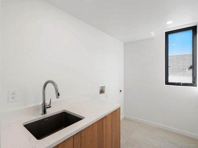 3366 W 32nd Ave, Denver, CO 80211