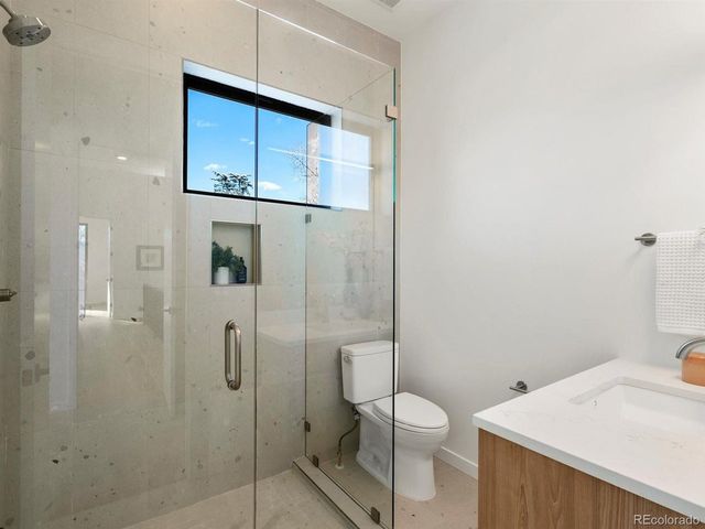 3366 W 32nd Ave, Denver, CO 80211