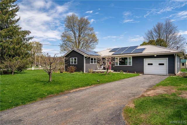 3249 Lockport Olcott Road, Newfane, NY 14108