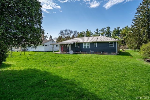 3249 Lockport Olcott Road, Newfane, NY 14108