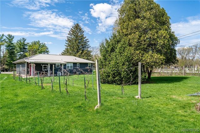 3249 Lockport Olcott Road, Newfane, NY 14108