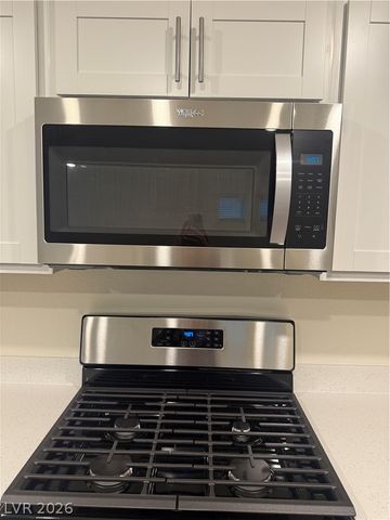 10419 Luna Mezzo Street, Las Vegas, NV 89141