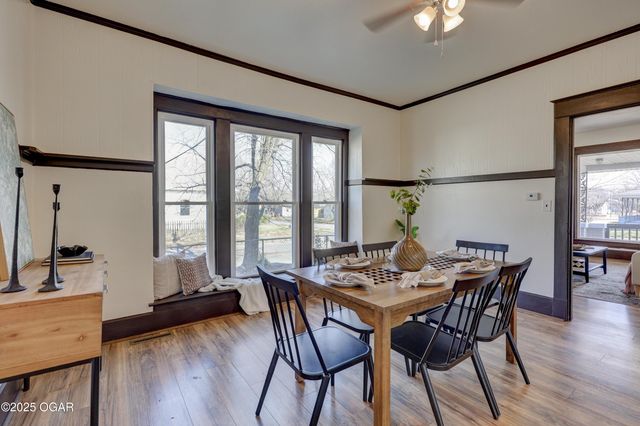 1402 S Sergeant Avenue, Joplin, MO 64801