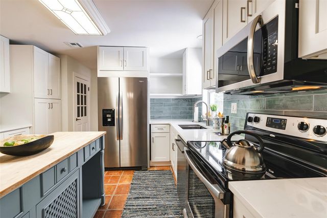 520 CAMELIA LANE, Deland, FL 32724