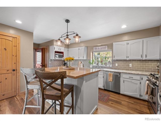 109 Lookout Mountain Circle, Golden, CO 80401