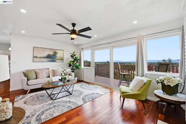 352 Monte Carlo Ave, Union City, CA 94587