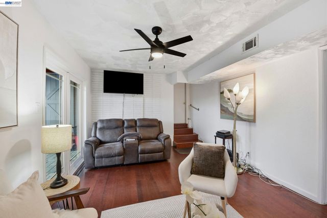 352 Monte Carlo Ave, Union City, CA 94587