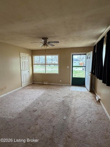 4923 Bluebird Ave, Lynnview, KY 40213