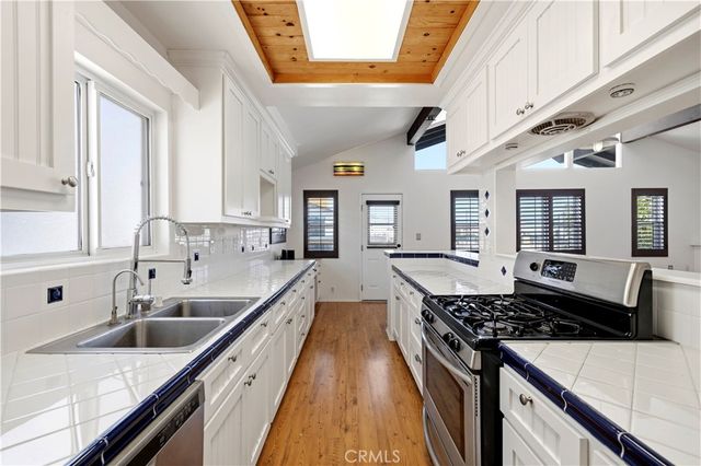 348 Santa Monica Drive, Oxnard, CA 93035
