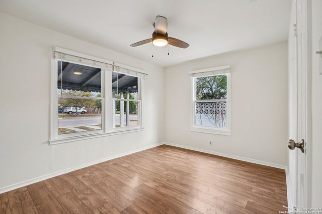 411 W Water St, Kerrville, TX 78028