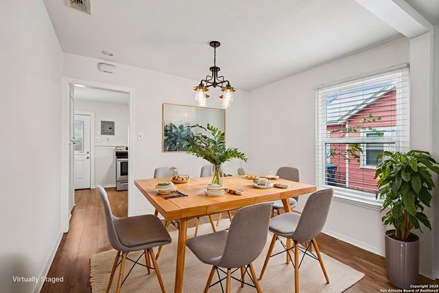 411 W Water St, Kerrville, TX 78028