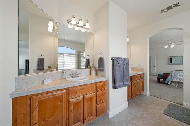 1609 Testarossa Way, Roseville, CA 95747