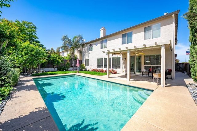 1609 Testarossa Way, Roseville, CA 95747