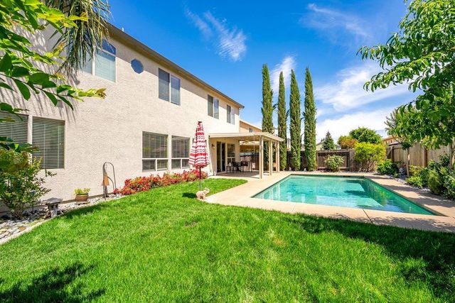 1609 Testarossa Way, Roseville, CA 95747