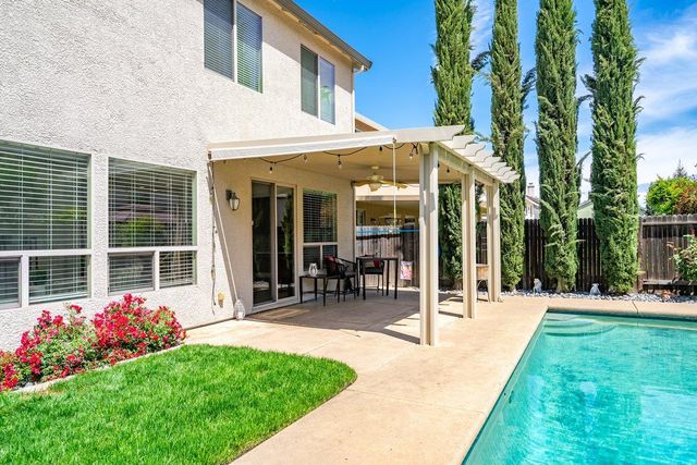 1609 Testarossa Way, Roseville, CA 95747