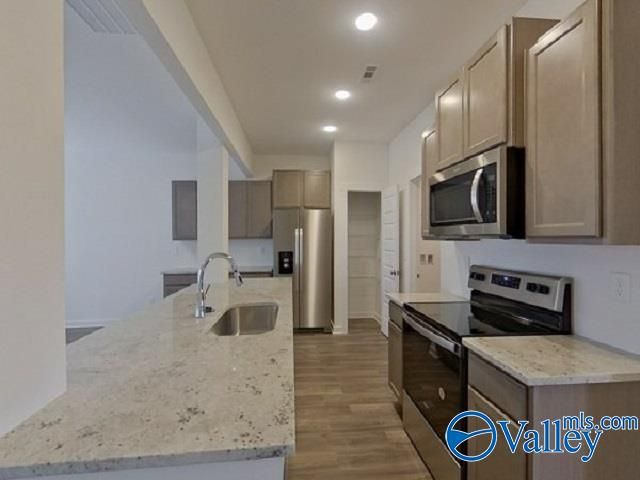 6142 Taramore Lane, Madison, AL 35806