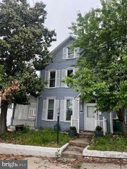 102 GARFIELD, Waynesboro, PA 17268