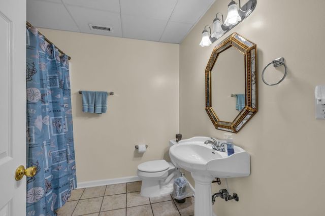 1096 Harbor Landing Drive, Soddy Daisy, TN 37379