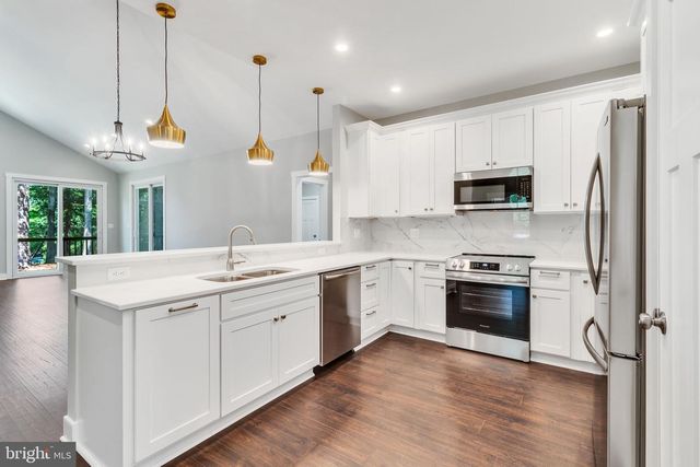 57 WATERMANS WAY, Reedville, VA 22539