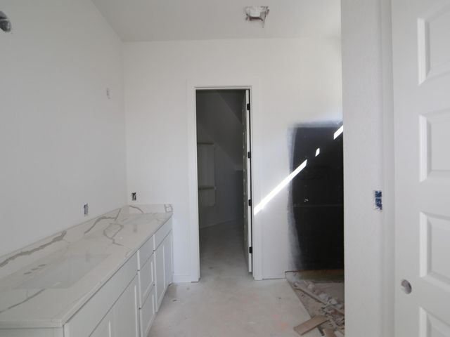 326 Bishop Wood RD, Dripping Springs, TX 78620