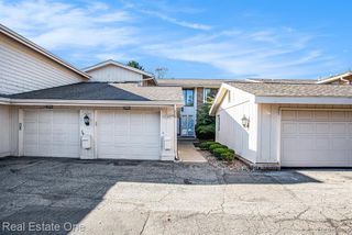 7187 Pebble Park Drive, West Bloomfield, MI 48322