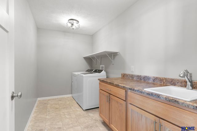 920 Dundee Court, Crete, NE 68333