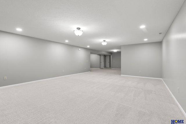 920 Dundee Court, Crete, NE 68333