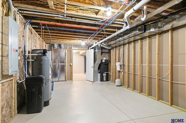 920 Dundee Court, Crete, NE 68333