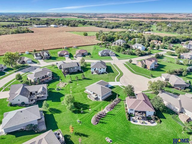 920 Dundee Court, Crete, NE 68333